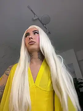 miss_tatiana_'s live cam