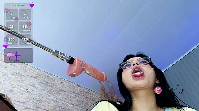 eva_cuper live cam