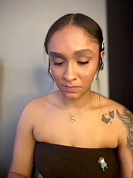 Isabella-Teen