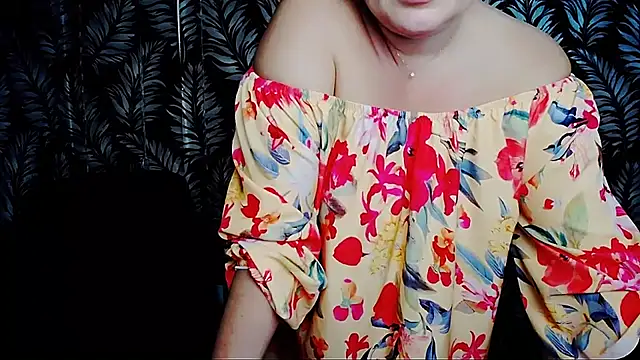 Olivia_playful