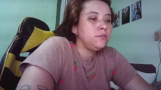BIADELICIA1 live cam on StripChat