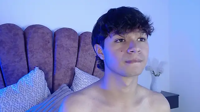 sparkrivers (M twink) - play fingering