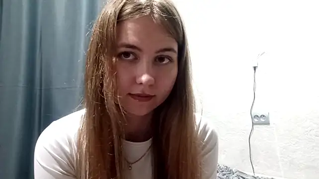 AnnettaHosaka live cam on StripChat