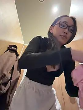 trytomakememoam webcam