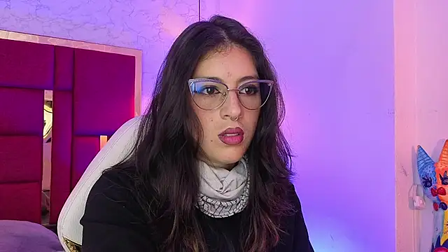 moon_winy live cam on StripChat