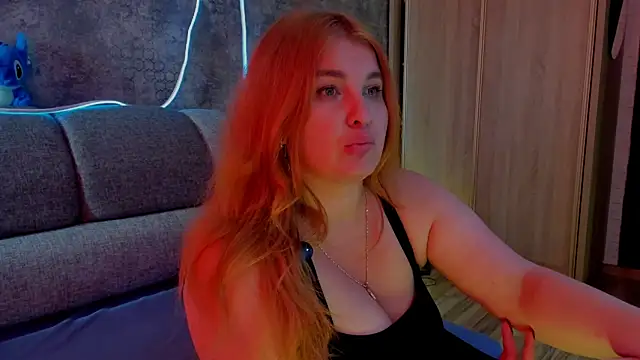 CoraSwon webcam