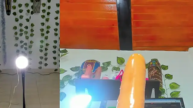 ailany_funny live cam on StripChat