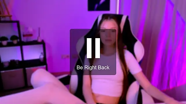 KiraKittyy_ webcam