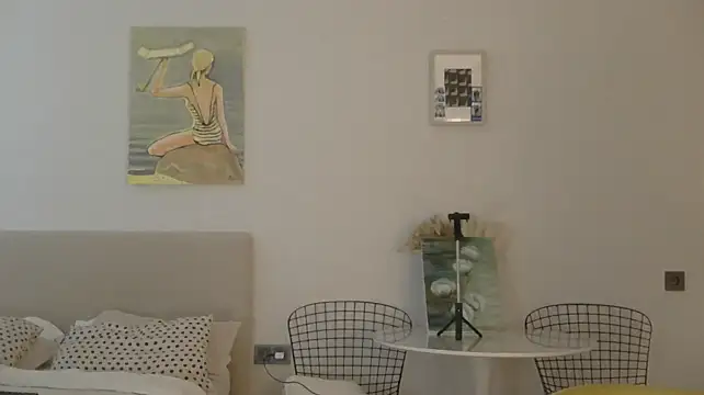 WhiteQueen888 webcam