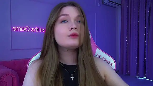 CrystalLyons 🌴 free sex cam