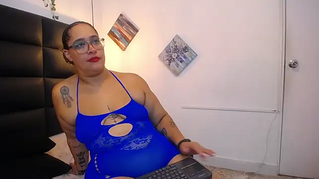 miss_haanna live cam on StripChat