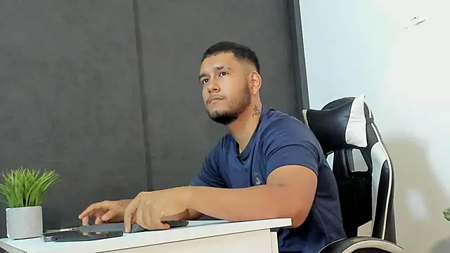 ander_montoyaa webcam