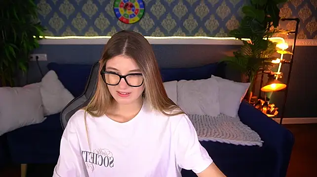 Lissaa_Moon webcam