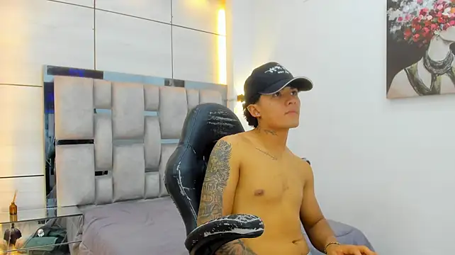 Ruslan_marcel webcam