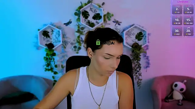 melody_sky_ webcam