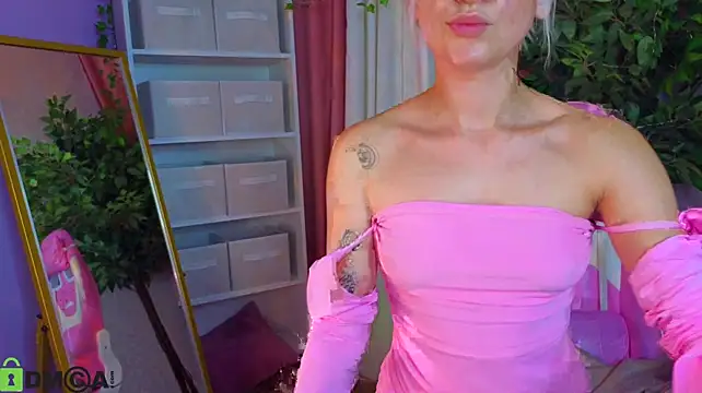 Idaa_Smith webcam