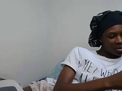naughty_sweetbec webcam