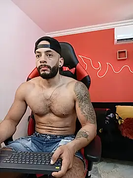 mike_savage3 (M young) - Get naked Show muscle oil Lick biceps