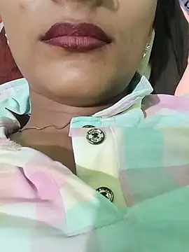 Hot-Nisha01