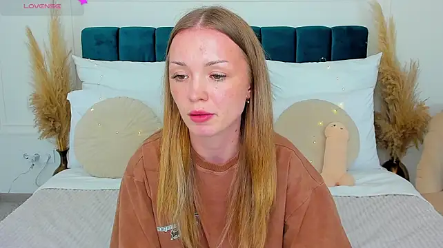 VirginOlly webcam