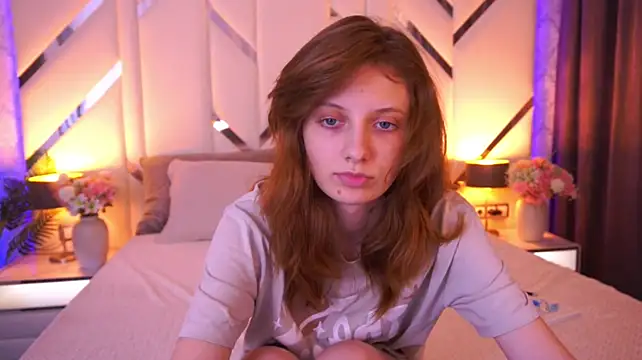 CuteeFoxy webcam