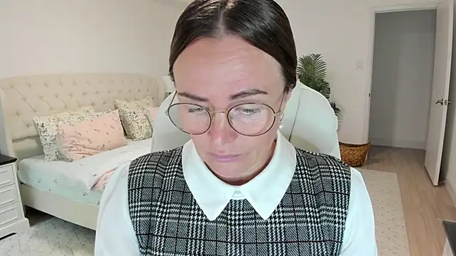 Vika73 🥜 sex chat