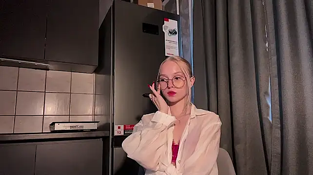 NikiLovers live cam preview
