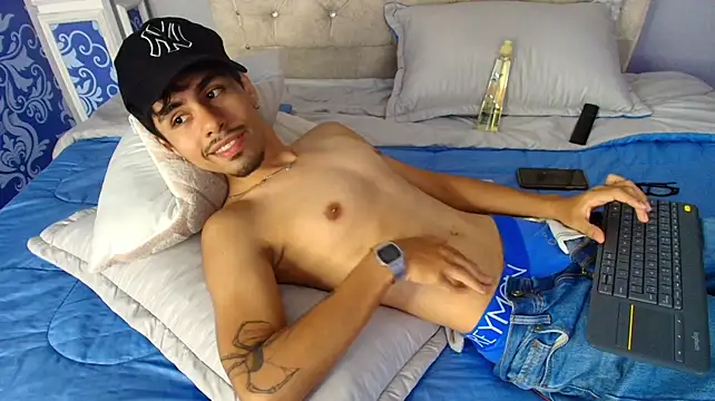 Axel_black5