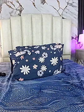 mollieblue69 live cam preview