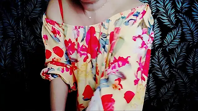 Olivia_playful