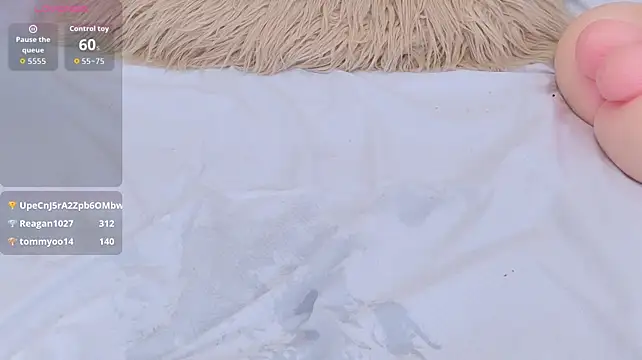GabyJones_ webcam