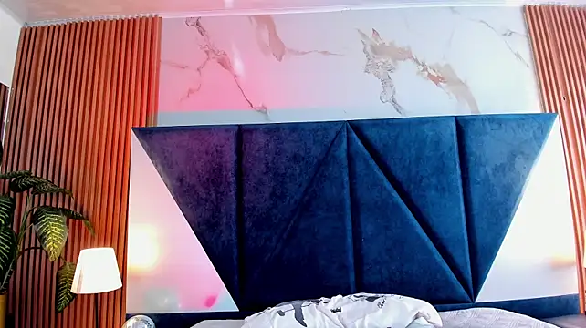 Olivia_Collinns1 webcam