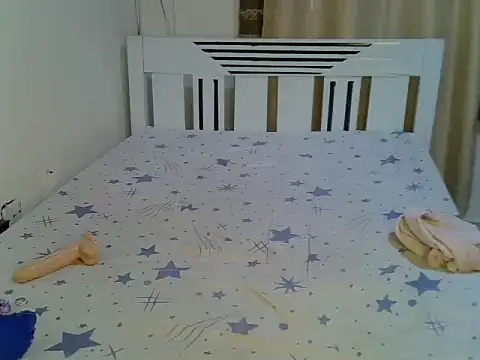 Nightdiva33 webcam