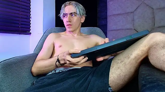 Tyler_Mcrey webcam