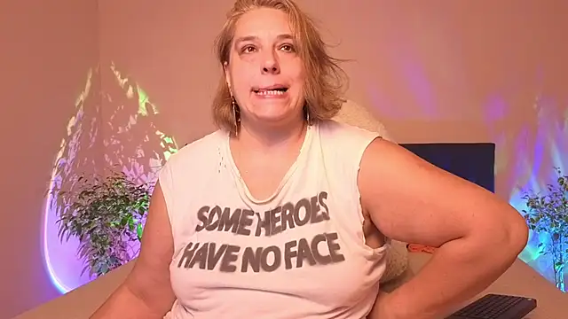 Bbw_Goddes webcam