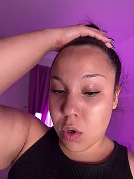 LushBySofa live sex cam