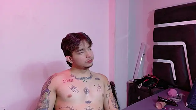 AliceandMax webcam