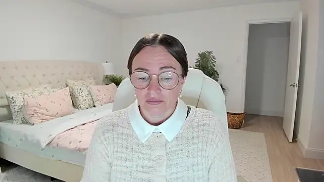 Vika73 webcam