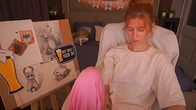 Nicol_Moonn webcam