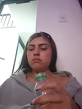 MishRaven webcam