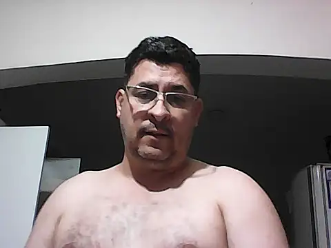 karatecobrakay2012 live cam on StripChat