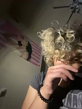 Creolegirl19 webcam