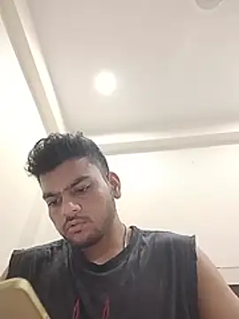 Realcumshow live cam on StripChat