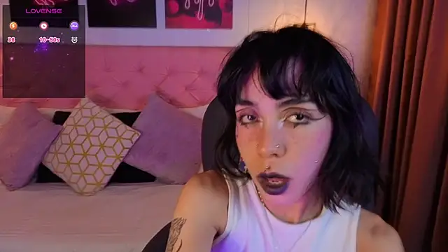 dark__nymph webcam