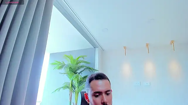 leo_king7