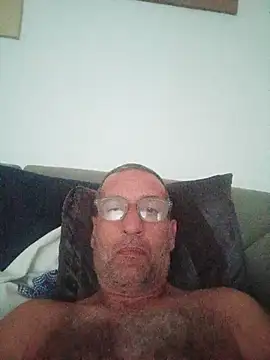 ArsenioL live cam on StripChat