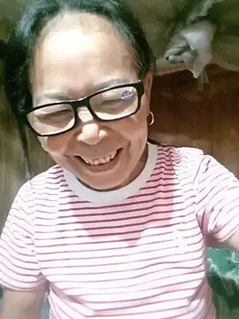 topless-play webcam