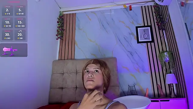 nyx_white_Gay webcam
