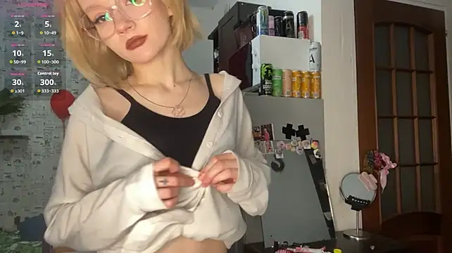 NikiAkimbo webcam