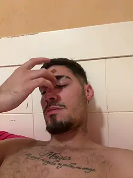 Activazo1998 live cam on StripChat